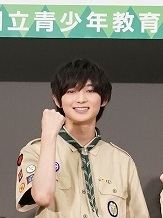 内村颯太:経歴と活動の軌跡