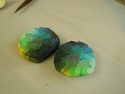 色球体の一部