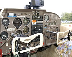 セスナ 172Eの計器盤