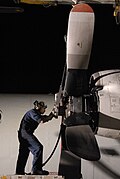 整備中のP-3C