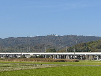 岡山県の山：遙照山の地理と周辺施設