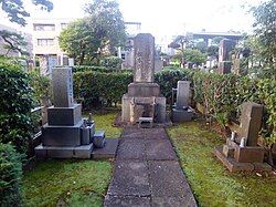 東京都渋谷区の祥雲寺に眠る荒井郁之助の墓