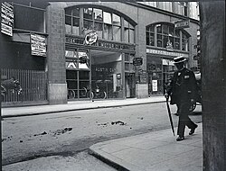 1910年頃、ロンドン・ロング・エイカー通りにあったオースチンモータースのショールーム