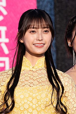 小山璃奈:プロフィール・経歴・出演作品
