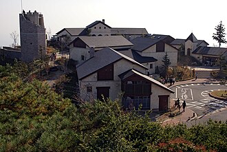 施設群