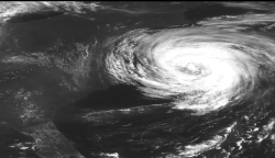 GOES-9 の衛星画像。ハリケーン・フェリックス（1995年）