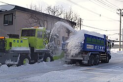 網走市内での運搬排雪作業の様子