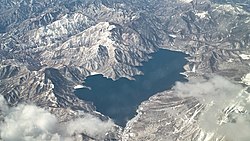 冬の中禅寺湖を空撮