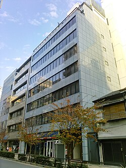 明治機械株式会社の歴史と事業概要