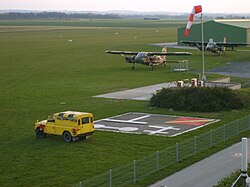 飛行場:航空機の離着陸施設