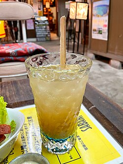 沖縄居酒屋のさとうきびサワー