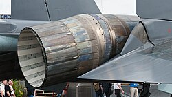 Su-35の推力偏向ノズル