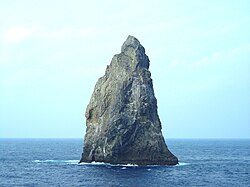 岩頸(火山地形)の概要と形成プロセス