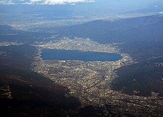 長野県の最大湖「諏訪湖」:地学特性と環境変遷および文化的景観