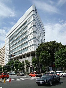広尾ストアーが入居する広尾プラザ