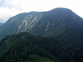 皇海山：足尾山地の主峰と登山事情