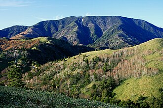 恵那山の自然と歴史的背景