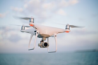 無人航空機（UAV・ドローン）の概要と法的規制