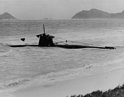 オアフ島沿岸に打ち上げられた甲標的