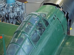 零戦62型のエンジンから生えてきているのが零戦の推力式単排気管。丸く小口径