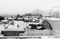 雪の重みで潰れた建物