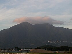 筑波山にかかる笠雲
