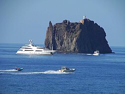 ストロンボリッキオ島