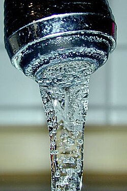 日本の水道インフラの歴史と現状:老朽化問題と国際比較