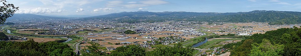 静浦山地から望む田方平野
