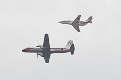 航空自衛隊航空支援集団飛行点検隊のYS-11とU-125