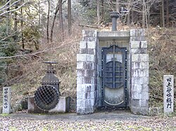 旧土砂吐樋門と旧中樋取水口の遺構