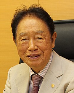 江崎玲於奈：半導体物理学の先駆者