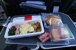 航空機における食事サービスの歴史と構成