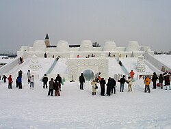 サブ雪像「烽敦」（2007年2月11日）