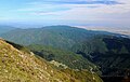伊吹山から望む池田山