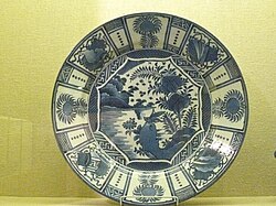 伊万里 染付皿(芙蓉手)
