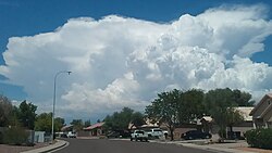 アリゾナ州 フェニックス の空のモンスーン雲