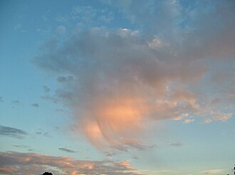 尾流雲(ビルガ)の概要と気象学的特性