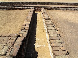 紀元前3000年頃のロータルの排水路の跡