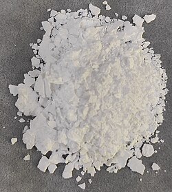 水酸化ユウロピウム(III)