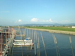 列車から見た矢部川