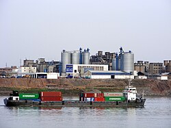 内陸河川における舟運の歴史と現状