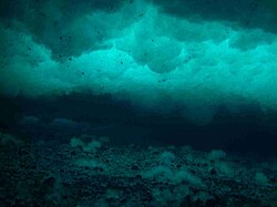 錨氷(いかりごおり)のメカニズムと発生環境