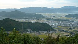 亀岡盆地(八木城より望む八木の町並み)