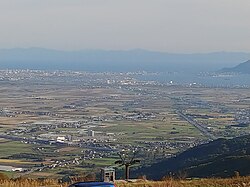 北斗市のきじひき高原から見下ろした大野平野と函館湾、新函館北斗駅の眺望