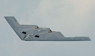 戦略爆撃機：長距離攻撃と核抑止の歴史