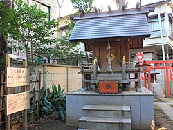 気象神社の社殿