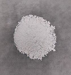 水酸化イッテルビウム(III)の化学的性質と特徴