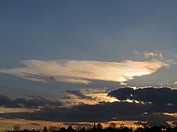 巻積雲の彩雲