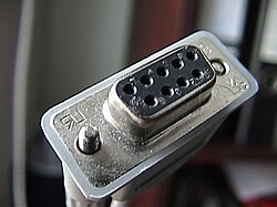 RS-232C (9pin) のコネクタ